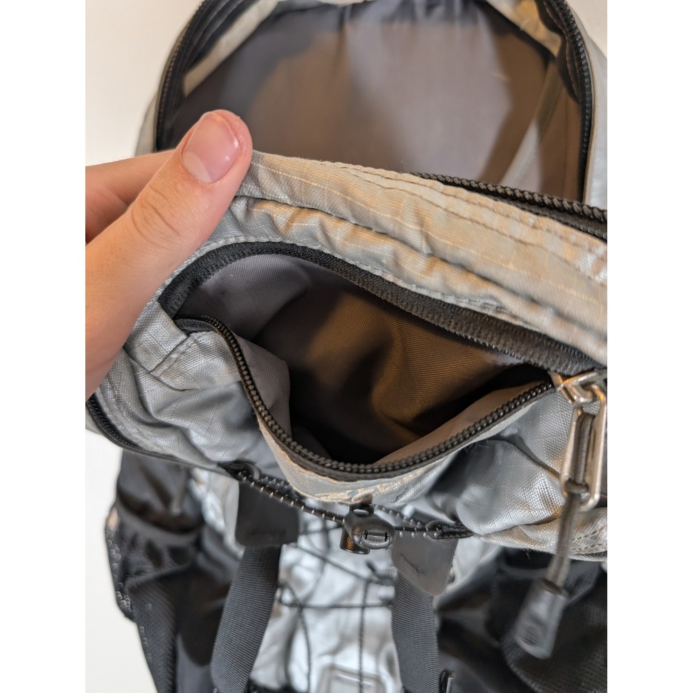 North Face Borealis Backpack Silver Black Ripstop Hiking Daypack Mens LOOK - Picture 11 of 11